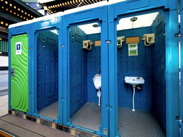 Portable Toilet Options We Offer in Hiller, PA